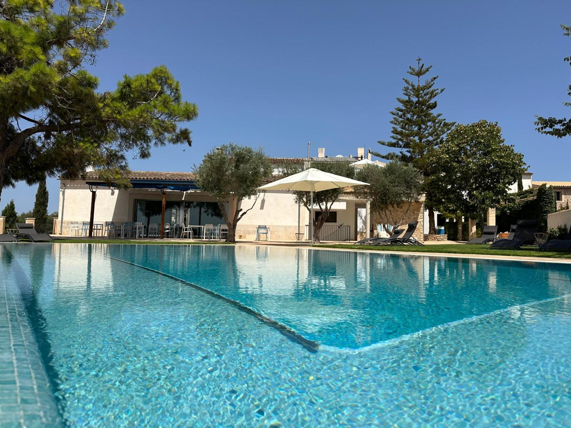 Hotel Mater Ariany Exterior foto